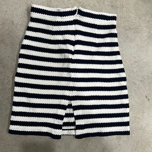 Diane Von Furstenberg women's size 4 skirt